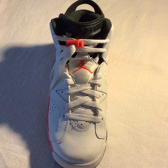 Jordan 6 Retro Infrared White - Picture 2 of 5